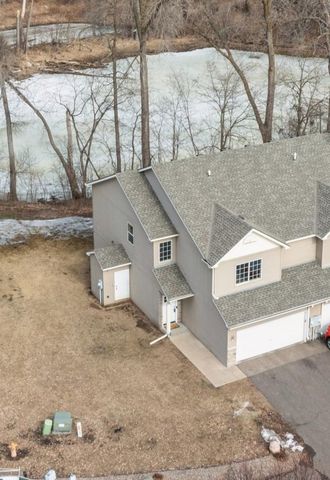 191 Larpenteur Avenue E A, Maplewood, MN 55117