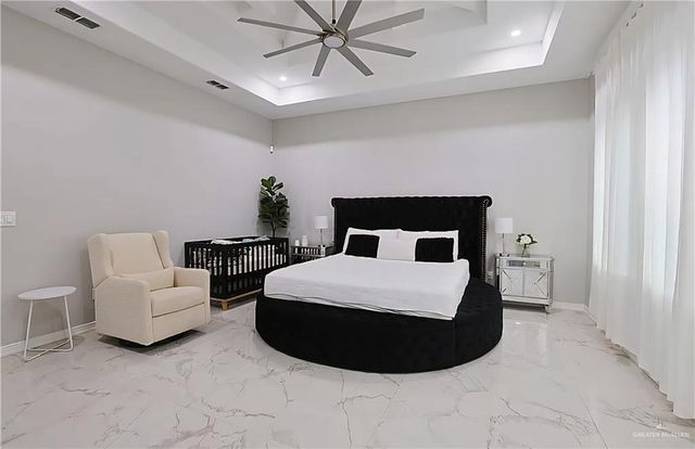 100 S J Hernandez Street, Weslaco, TX 78596