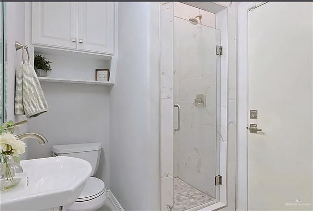 100 S J Hernandez Street, Weslaco, TX 78596