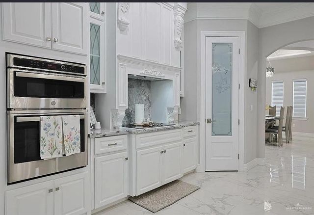 100 S J Hernandez Street, Weslaco, TX 78596