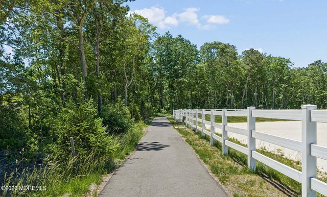 14 Forest Park Drive, Waretown, NJ 08758