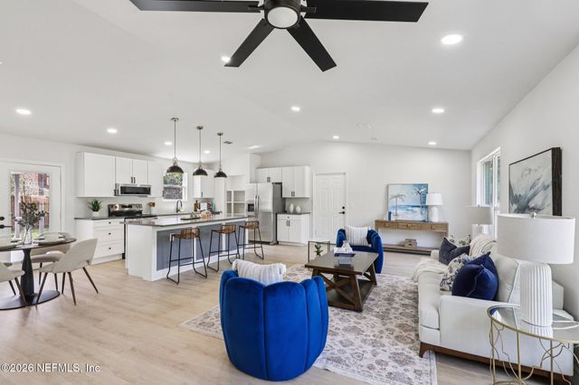 3840 WAYLAND Street, Jacksonville, FL 32277