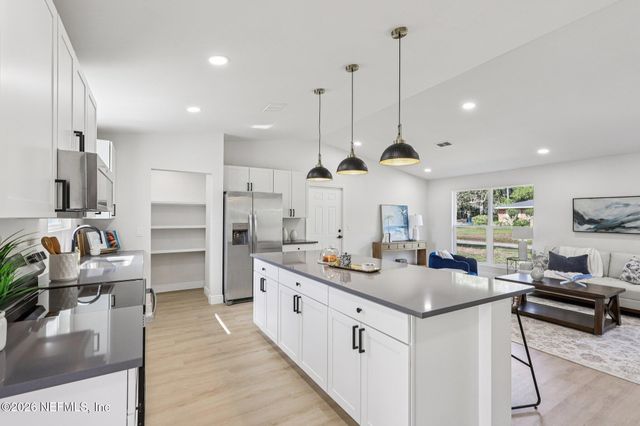 3840 WAYLAND Street, Jacksonville, FL 32277