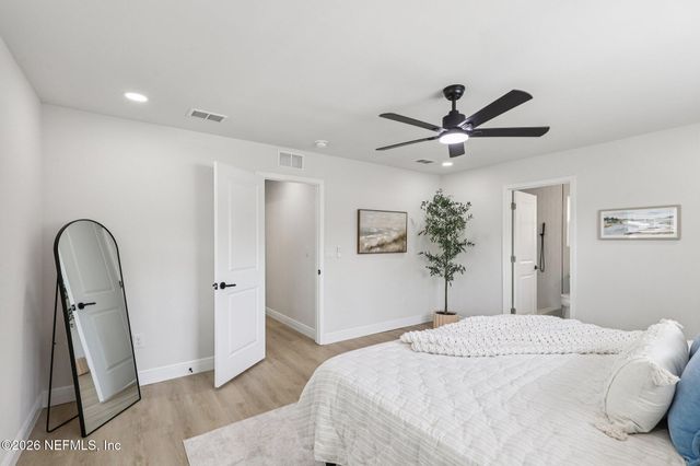 3840 WAYLAND Street, Jacksonville, FL 32277