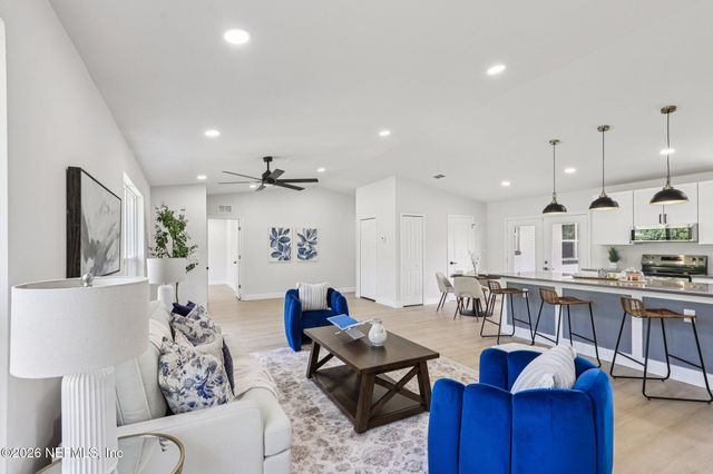 3840 WAYLAND Street, Jacksonville, FL 32277