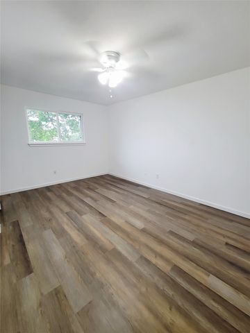 728 Arrowhead Circle, Garland, TX 75043