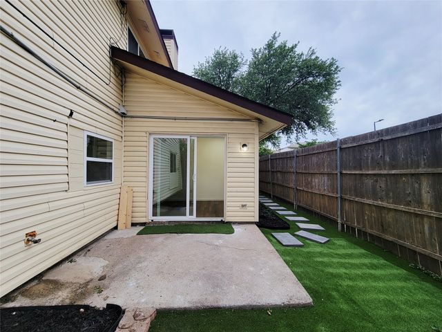 728 Arrowhead Circle, Garland, TX 75043