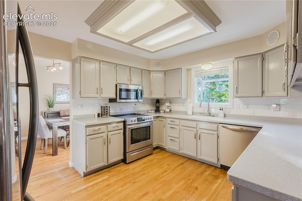8720 Anglewood Court, Colorado Springs, CO 80920 — photo 5