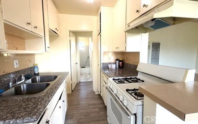 144 W Avenue 26 8, Los Angeles, CA 90031