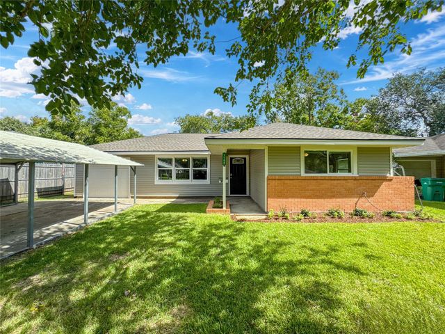 1108 Prune Street, La Marque, TX 77568
