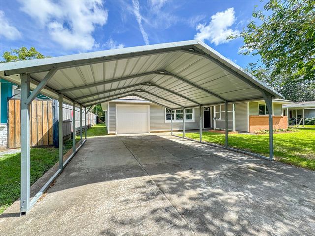 1108 Prune Street, La Marque, TX 77568