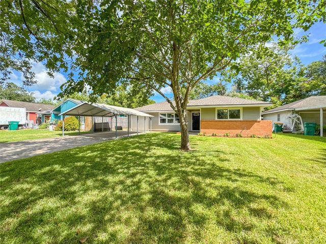 1108 Prune Street, La Marque, TX 77568