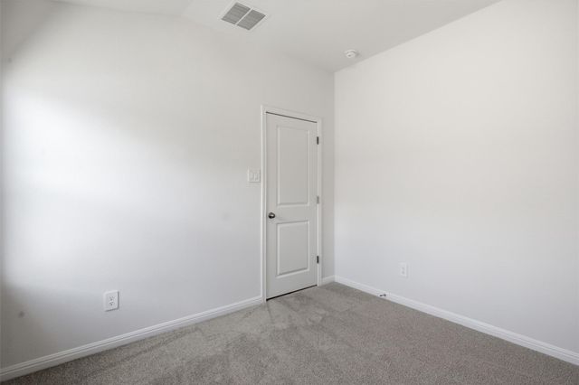 121 Honey Bee RD, Jarrell, TX 76537