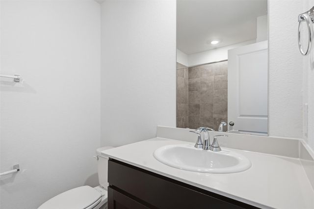 121 Honey Bee RD, Jarrell, TX 76537