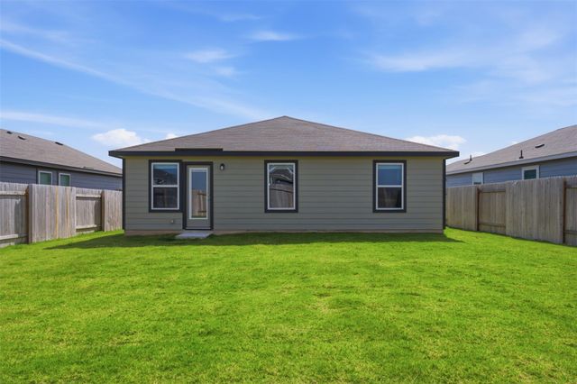 121 Honey Bee RD, Jarrell, TX 76537