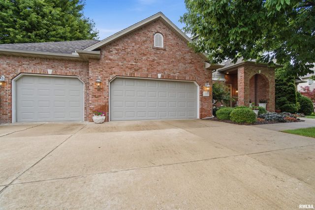 7216 N DRAYCOTT Place, Peoria, IL 61615
