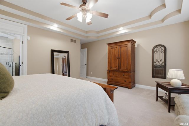 7216 N DRAYCOTT Place, Peoria, IL 61615