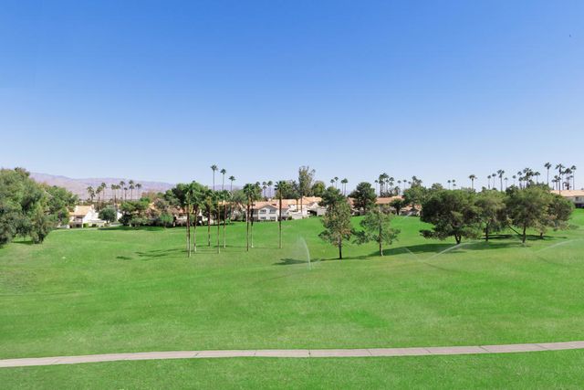 272 Vista Royale Circle E, Palm Desert, CA 92211
