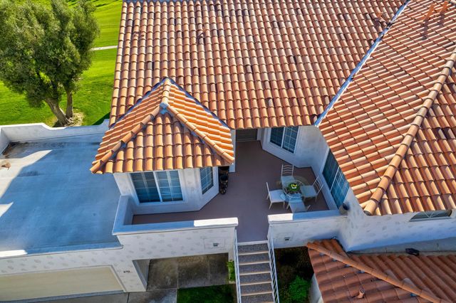 272 Vista Royale Circle E, Palm Desert, CA 92211