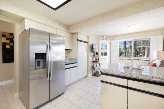 272 Vista Royale Circle E, Palm Desert, CA 92211