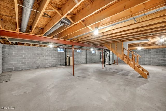 1295 Vantage Way, Streetsboro, OH 44241