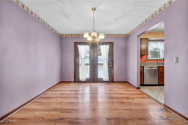 1295 Vantage Way, Streetsboro, OH 44241