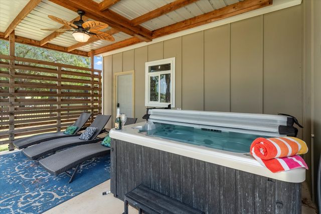 337 Admiral Drive, Gun Barrel City, TX 75156