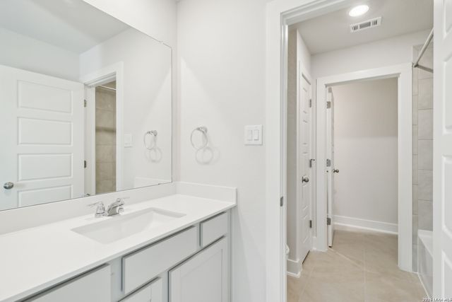 6343 Comanche Coyote, San Antonio, TX 78233