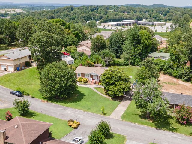 6413 Edgmon Drive, Chattanooga, TN 37421