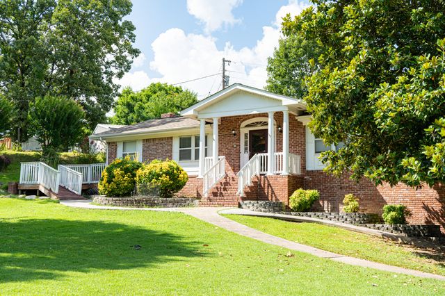 6413 Edgmon Drive, Chattanooga, TN 37421