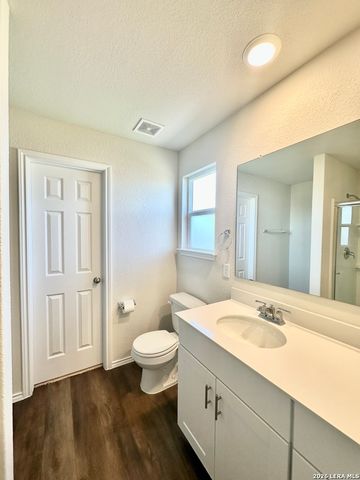 10235 Crossbuck, Converse, TX 78109