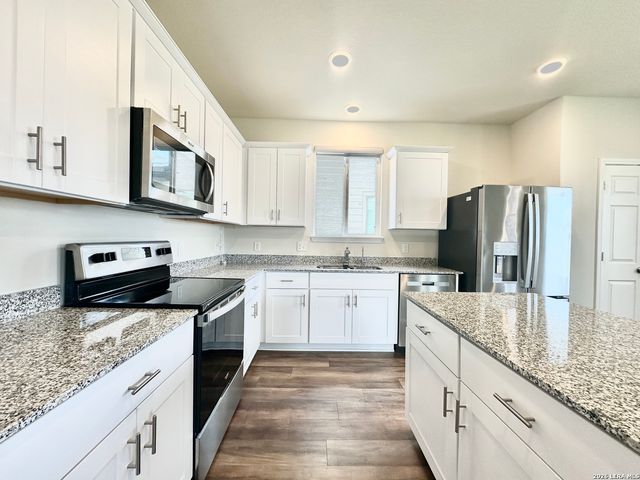 10235 Crossbuck, Converse, TX 78109