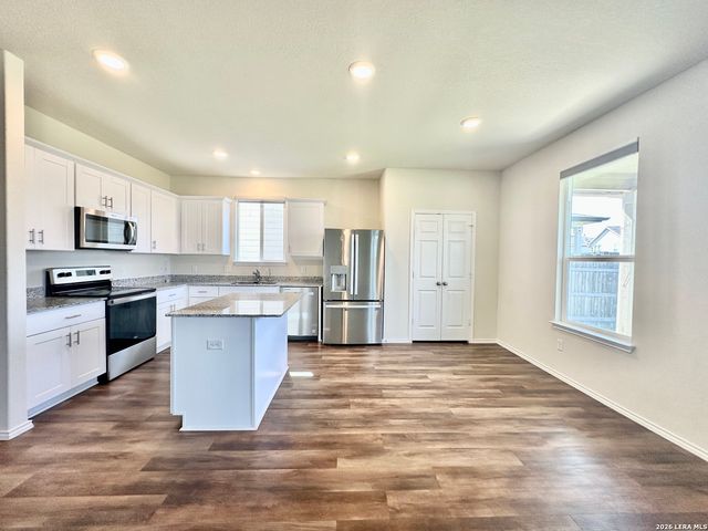 10235 Crossbuck, Converse, TX 78109