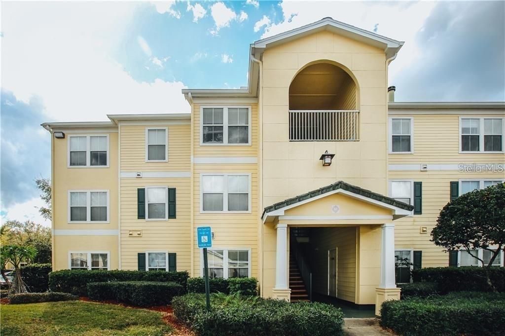 18302 BRIDLE CLUB DRIVE 18302, Tampa, FL 33647