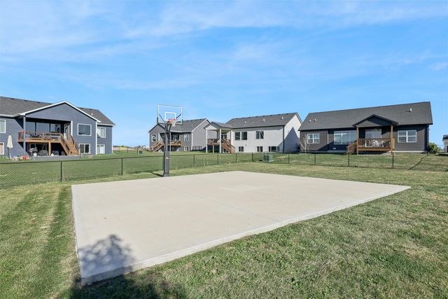 3616 NE 11th Street, Ankeny, IA 50021