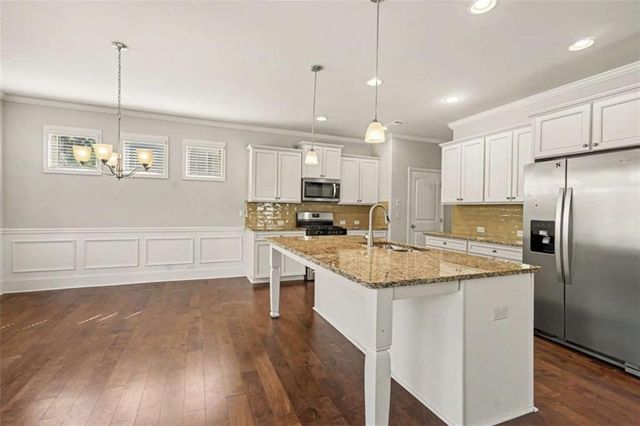 6536 Crosscreek Lane, Flowery Branch, GA 30542