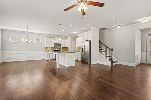6536 Crosscreek Lane, Flowery Branch, GA 30542