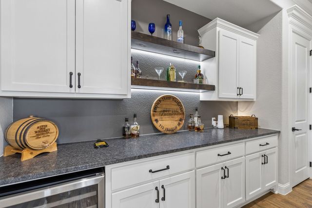 1025 High Point Street, Weatherford, TX 76087