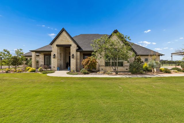 1025 High Point Street, Weatherford, TX 76087