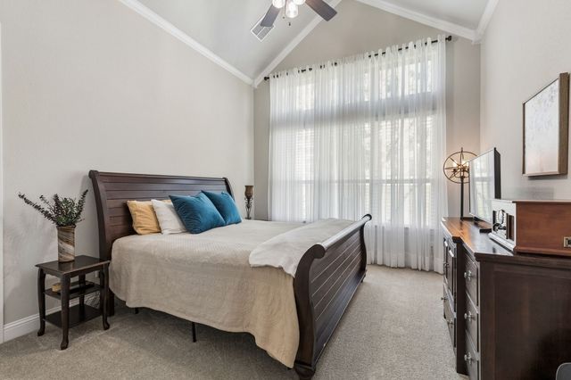 1025 High Point Street, Weatherford, TX 76087