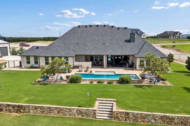 1025 High Point Street, Weatherford, TX 76087