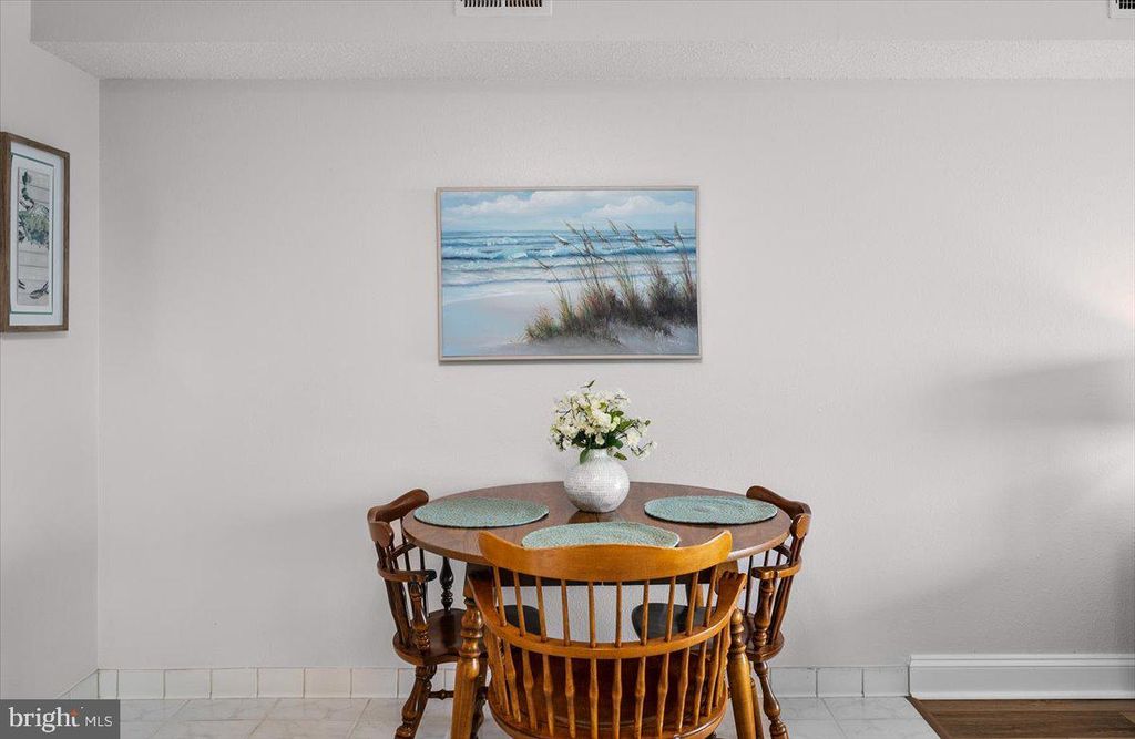 Image 20 of property listing at 10002 COASTAL HWY #105, Ocean City, MD 21842