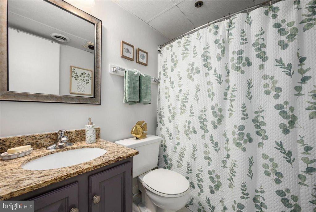 Image 25 of property listing at 10002 COASTAL HWY #105, Ocean City, MD 21842