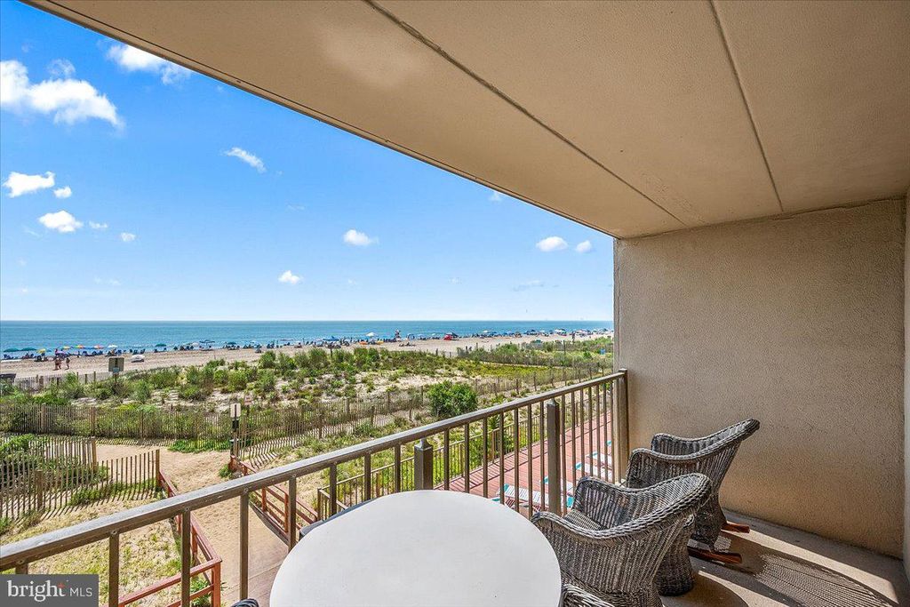 Image 27 of property listing at 10002 COASTAL HWY #105, Ocean City, MD 21842