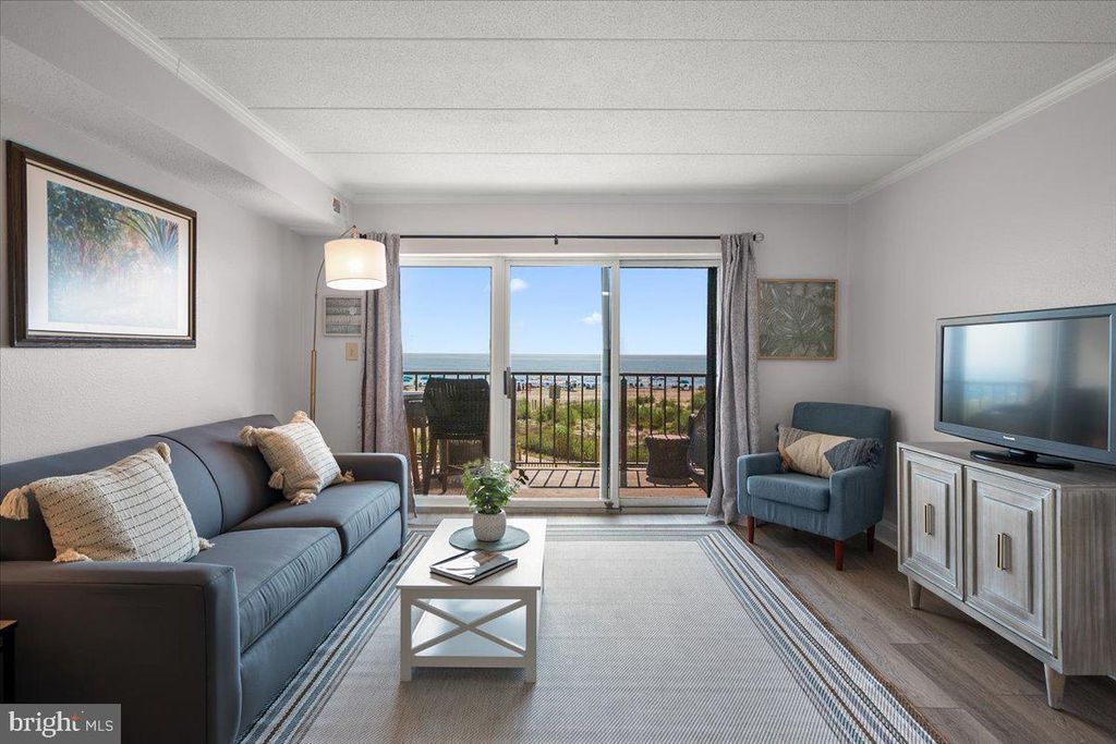 Image 3 of property listing at 10002 COASTAL HWY #105, Ocean City, MD 21842