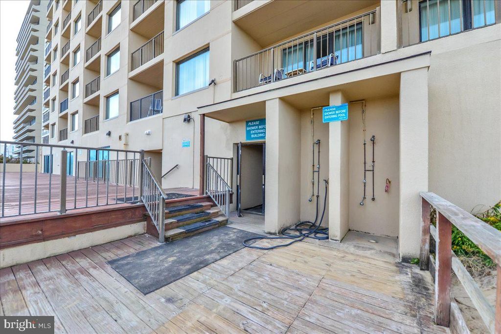 Image 34 of property listing at 10002 COASTAL HWY #105, Ocean City, MD 21842
