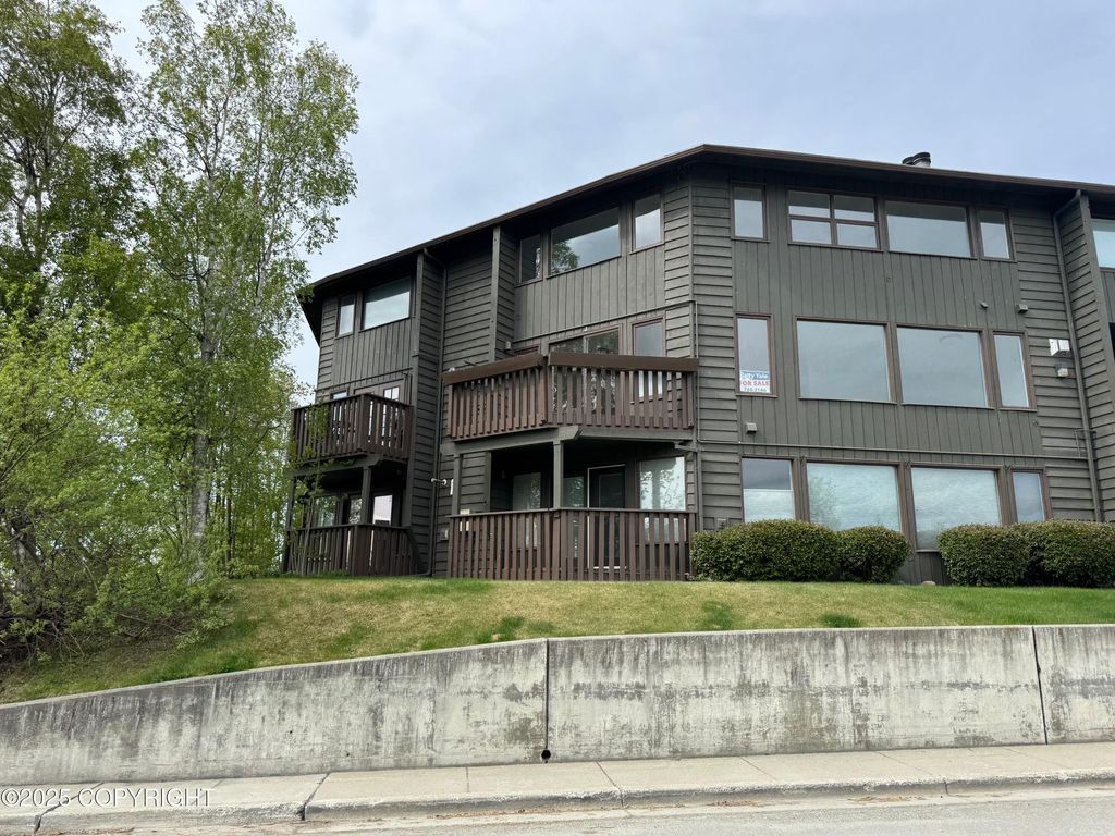 1430 Bridgeway Street, #3, Anchorage, AK 99501