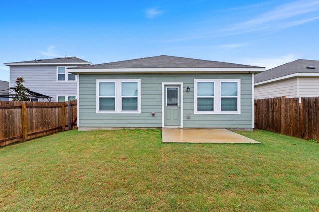 412 Gemsbok RD, Hutto, TX 78634
