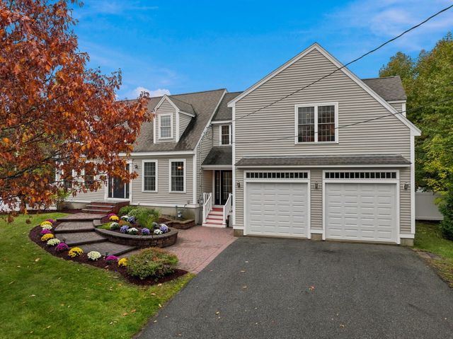 14 South Hampton Rd, Amesbury, MA 01913