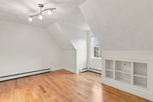 14 South Hampton Rd, Amesbury, MA 01913
